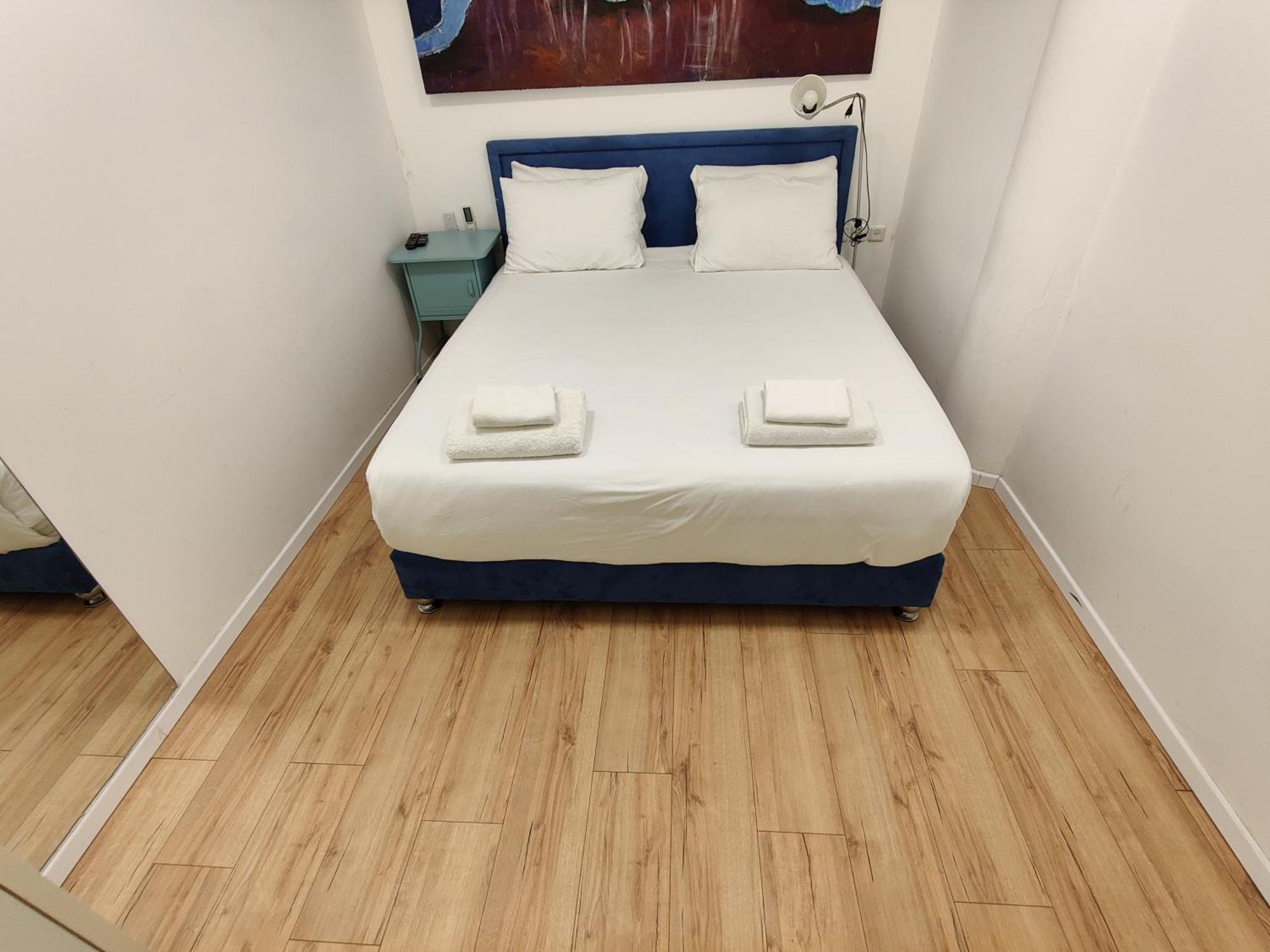 Central Stay Tlv Beachfront Тель-Авів Номер фото